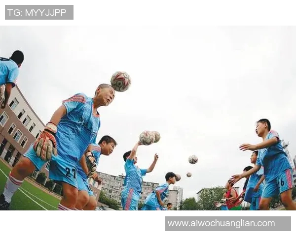 追逐梦想的脚步足球明星们的励志故事与奋斗历程